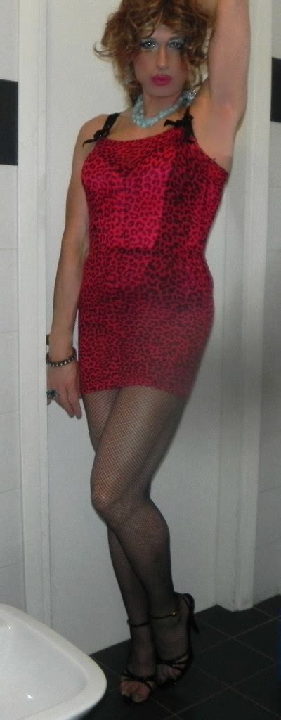 Corinne Blonde With Red Short Dress Corinne Cherie Flickr