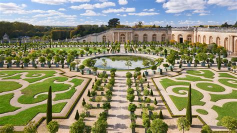 surprising amount  time    build  palace  versailles gardens
