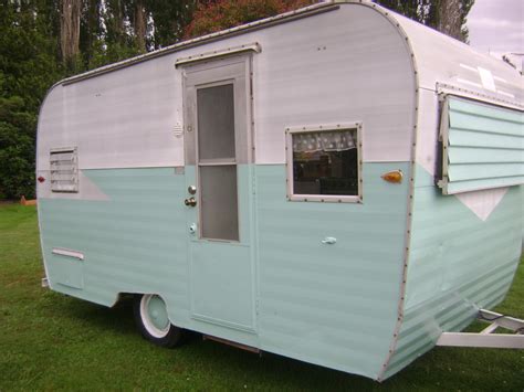 amys vintage cottage  sale vintage ft travel trailer