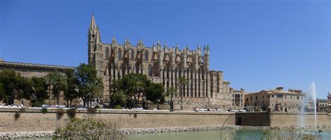 cheap palma holidays  majorca holiday deals