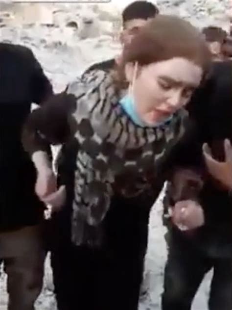 Watch Shocking Footage Of Brainwashed Isis Teen Bride Being Captured In