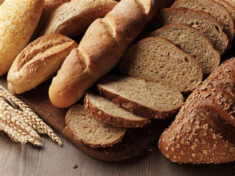 gli italiani riscoprono il gusto del pane fresco artigianale