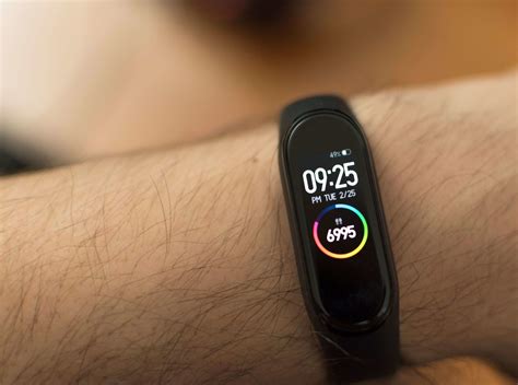 xiaomi mi band  review  experience   fitness tracker