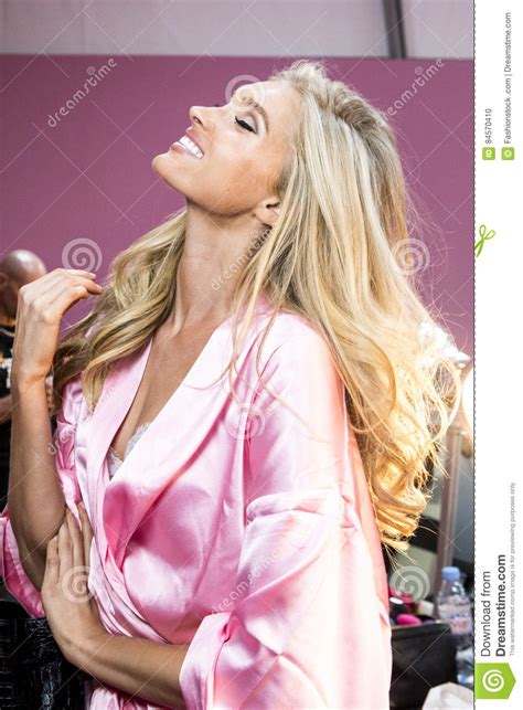 Model Elsa Hosk Poses Backstage Prior The 2016 Victoria`s