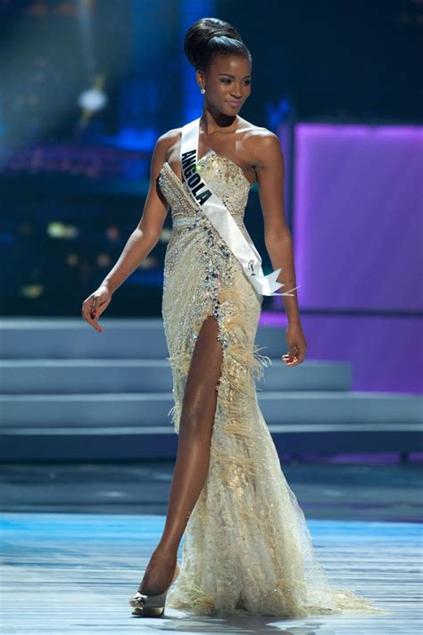 picture  leila lopes