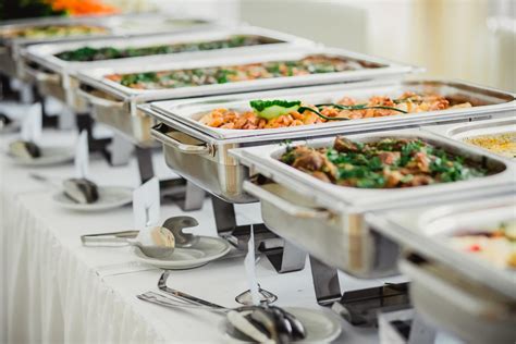 catering     choose   catering service eat
