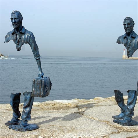 famous contemporary sculpture artists bronze sculpture     crowd  gillie
