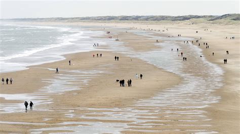 discussie  bebouwing nederlandse kust laait hoog op nieuwsuur