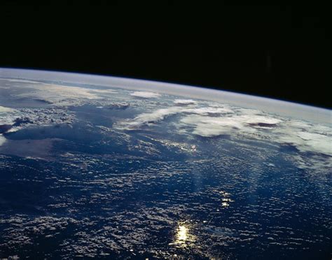 foto planeta terra vista espaco  fotografia revela outro ponto de vista de um dos fenomenos