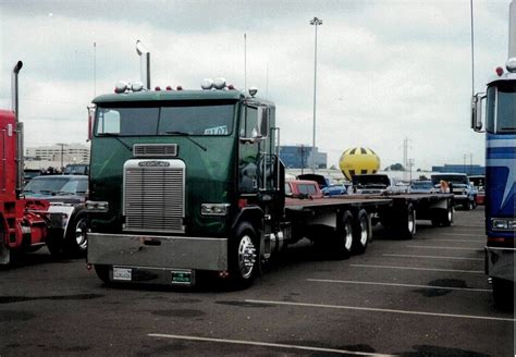 pin  ronda murphey  freightliner freightliner trucks trucks hay