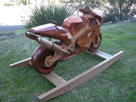 moto bois bascule projets debenisterie jouets en bois bois