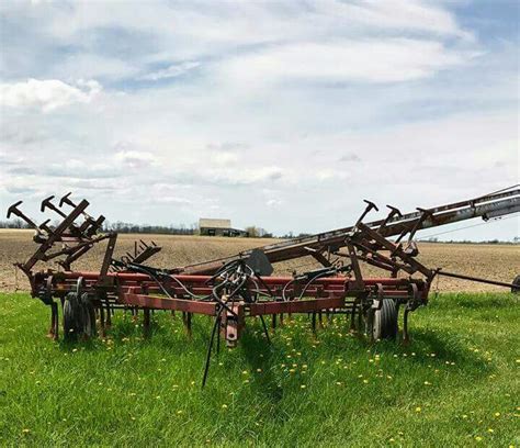 ih  vibra shank field cultivator  farm equipment international harvester tractors