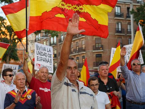 Far Right Protesters Give Fascist Salutes In Madrid As Thousands Rally