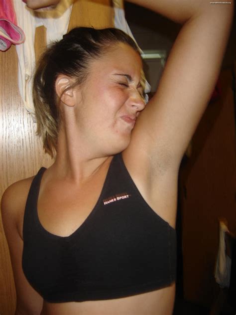 real teen girls in sports bras pichunter
