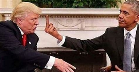 Photo Shows Obama Giving Donald Trump The Finger At White