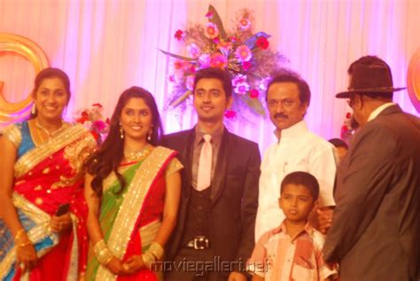 vijay tv priyanka marriage images