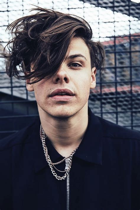 interview  yungblud raising  voice   younger generation atwood magazine