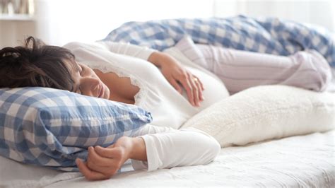 best sleeping positions during pregnancy — medimetry consult doctor