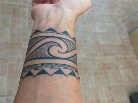 My Maori Band Dots Tattoo Maori Tattoo Forearm Band Tattoos Tribal