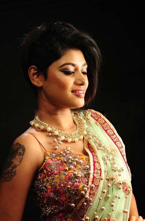 Tamil Actress Oviya Helen New Hd Hot Photoshoot Stills
