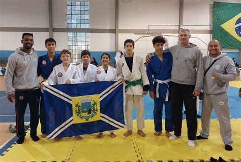 Balneário Piçarras Conquista Cinco Medalhas No Judô Dos Jogos Escolares