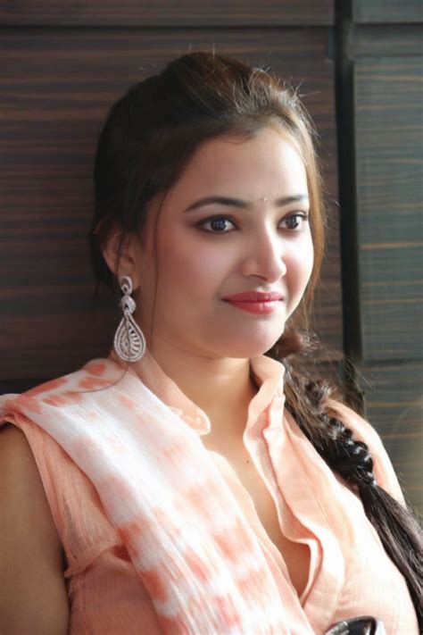 actress swetha basu prasad latest hot photo in churidar cine gallery
