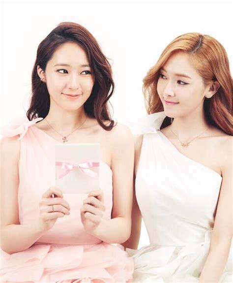 more of snsd jessica and f x krystal s photos from ‘stonehenge