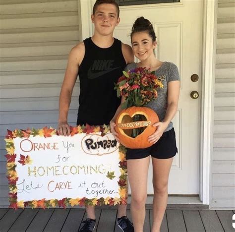 pin  taylor long  couple  cute homecoming proposals cute prom proposals halloween