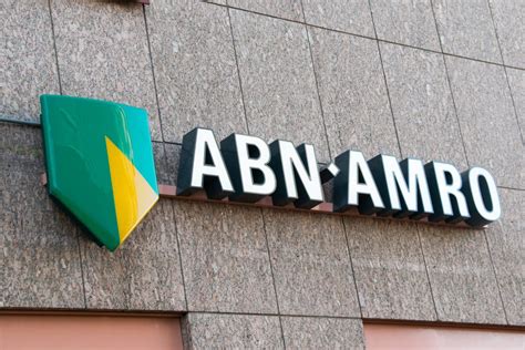 abn amro wealth management sees profit fall