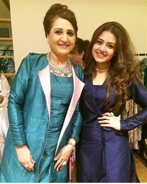 asma abbas with her beautiful daughter zara noor abbas pakistani drama celebrities