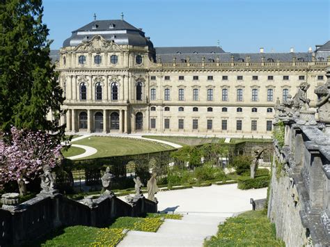 kostenlose foto die architektur gebäude chateau palast panorama plaza schloss