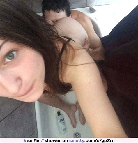 Selfie Shower Cunnilingusfrombehind