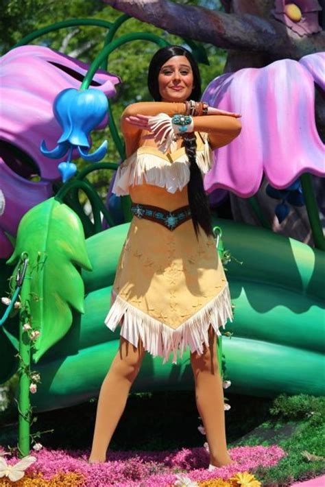 Waking Up At Disney Disney Cosplay Disney Pocahontas