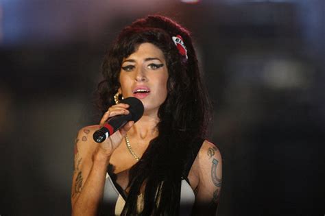 Amy Winehouse Death Why Bulimia And Alcohol Are A Fatal