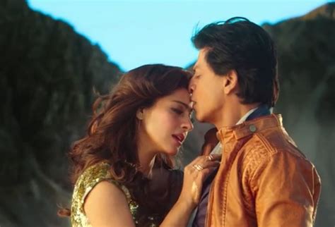 Pin By Rashmi On Gerua Shahrukh Khan And Kajol Bollywood Movies