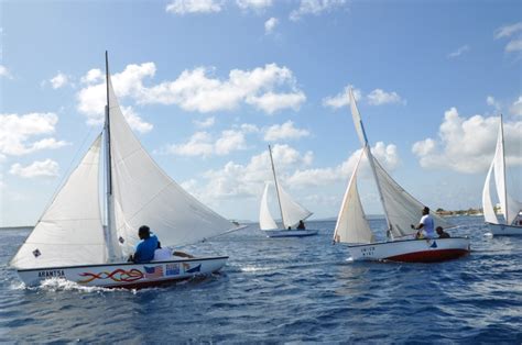 dolfijnfm curacao marine winnaar bij bonaire regatta