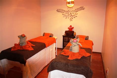 upstairs day spa guest house   vaal  va proportal