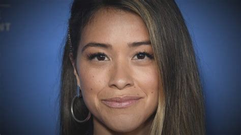 gina rodriguez exclusive interviews pictures and more entertainment tonight