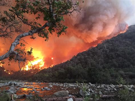scope  devastation clearer  california wildfire evacuees return