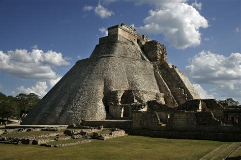 ancient maya built   mile wall   city  protect