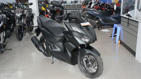 ban  honda vario  tai viet nam het ngao gia