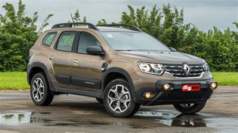 novo renault duster estreia por   confira versoes  equipamentos quatro rodas