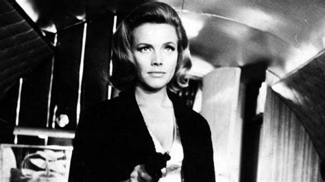 Bond Girl And The Avengers Star Honor Blackman Dies Aged 96