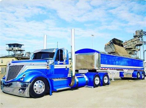 international lonestar custom  matchin dump trucks pinterest peterbilt  rigs