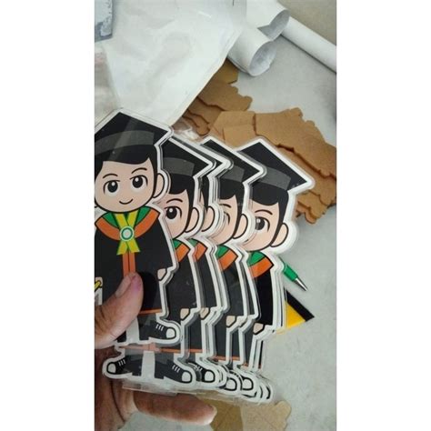 Jual Plakat Wisuda Akrilik Kado Wisuda Piala Wisuda Termurah Happy