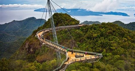 amazing   amazing world langkawi sky bridge mount mat cincang malaysia