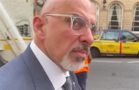 Nadhim Zahawi Blanks Eight Questions In Painfully Awkward Non Interview