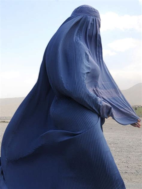afghan woman in a burqa abc news australian broadcasting corporation