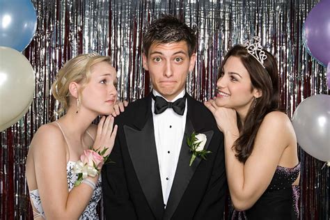 Tips For A Fun And Safe Prom Night Regency Transportation
