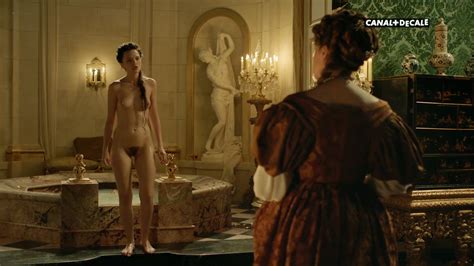 anna brewster nude pics page 1